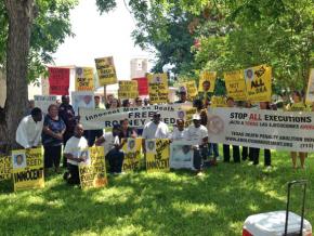 Supporters gathered outside the courthouse holding out hope for justice for Rodney Reed