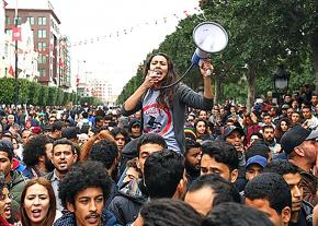 Thousands march against austerity and corruption in the Tunisian capital